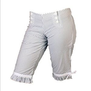 Five & Diamond Pants - Ruffle Capri GREY pants / Burning Man funky Five & Diamond Pants - Ruffle Capri GREY pants / Burning Man funky